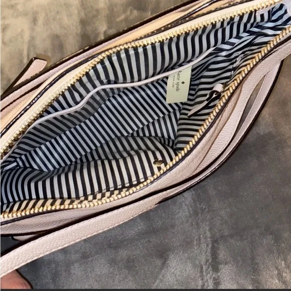 Kate Spade purse - Picture 4 of 8